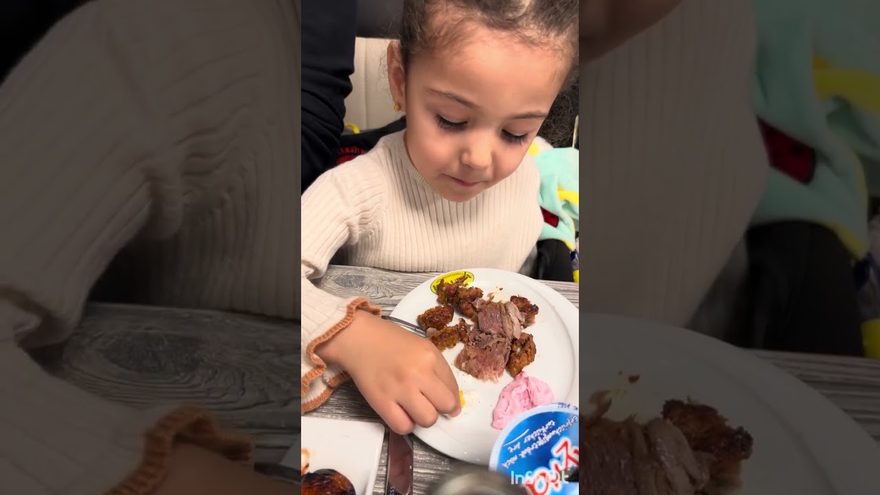 Hümeyra akşam yemeğine giderse☺️ 