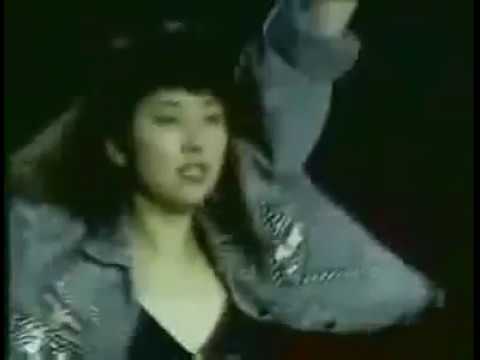 김완선 - 가장 무도회 + 삐에로는 우릴 보고 웃지