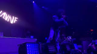 radio-active - de’wayne (live from nashville)