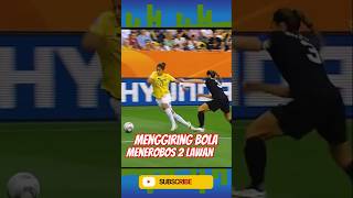 teknik menggiring bola melewati 2 lawan