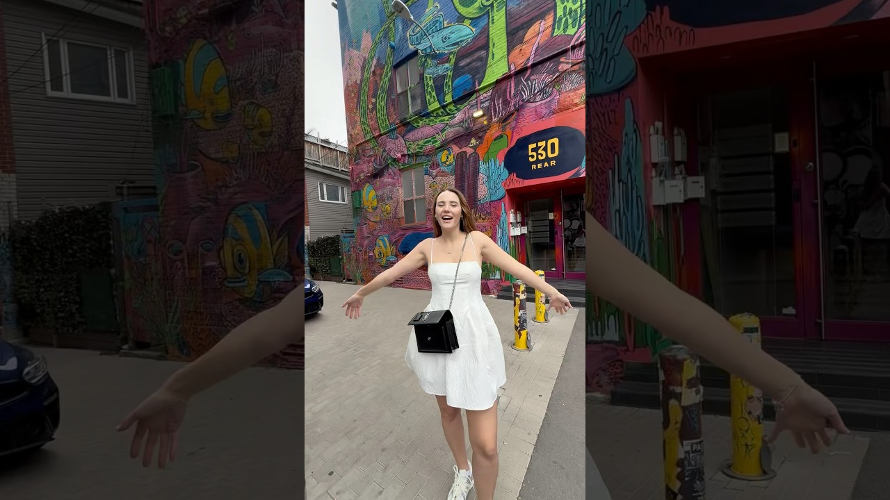 Toronto’s Graffiti Alley – The Most Colorful Street in the City 