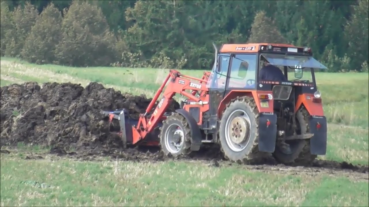 Rozmetání hnoje Zetor 6340 a 10640 + RUR-5/John Deere 6R215 + Perrard/JCB Fastrac 4220 + Joskin