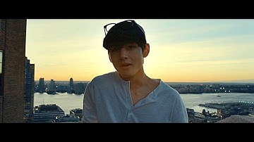 BTS (방탄소년단) V 