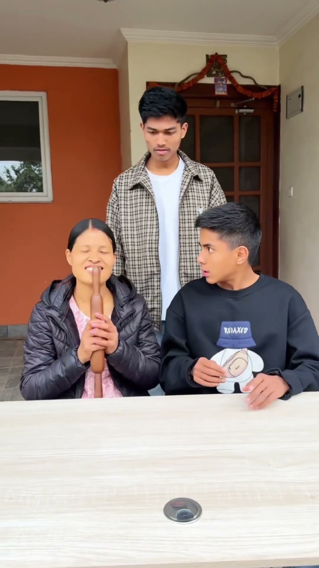 Squid Game Song on Tooth ?? #momson #viral #funny