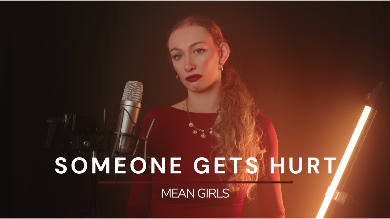 SOMEONE GETS HURT - MEAN GIRLS cover par Julie Bauer