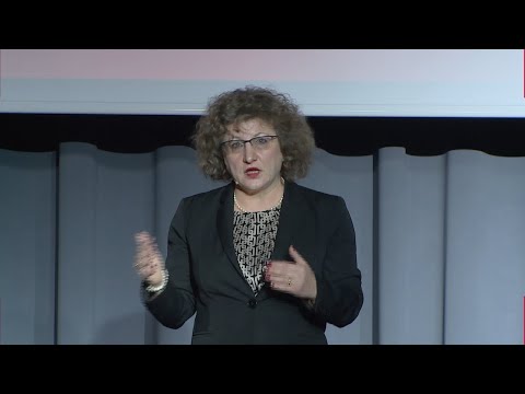 Cum iti gasesti misiunea launtrica? | Diana Loreta Paun | TEDxICHB Youth Live Episode cover