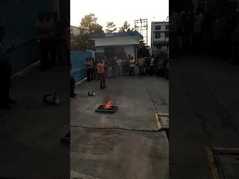 🔥 Fire extinguishers Demonstration