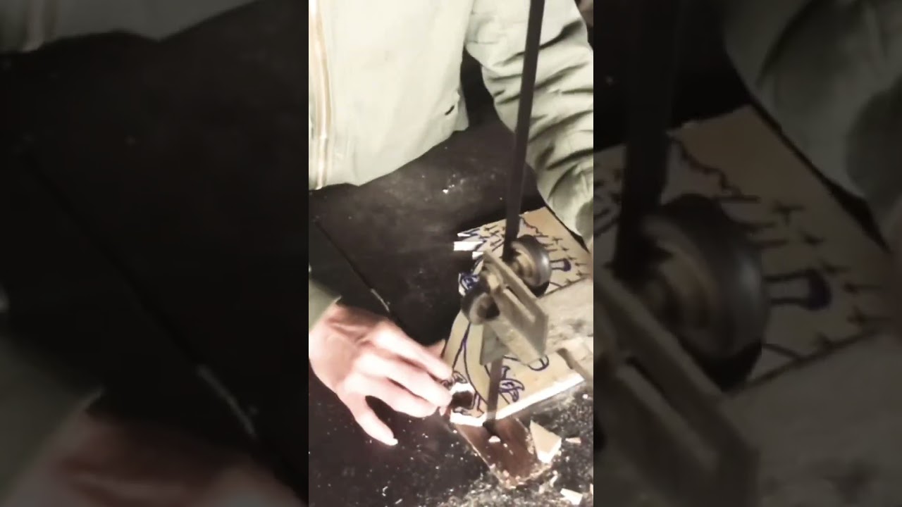 Building-The process of removing excess wood using a simple wire easily creates a fantastic shape