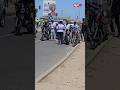 BODA BODA WALIVYO BANANISHWA NA TRAFFIC WASIO NA LESENI ELEMENTI KUPITA BARABARA YA MWENDO KASI 