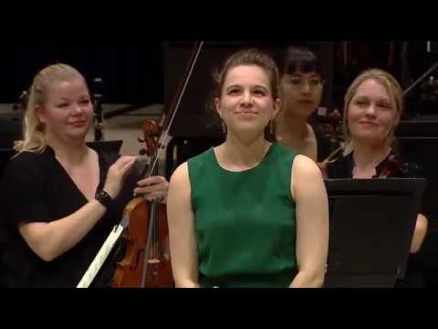 Mozart concerto in G Major (mvt 2&3) - Joséphine Olech - Finals CNIC 2019