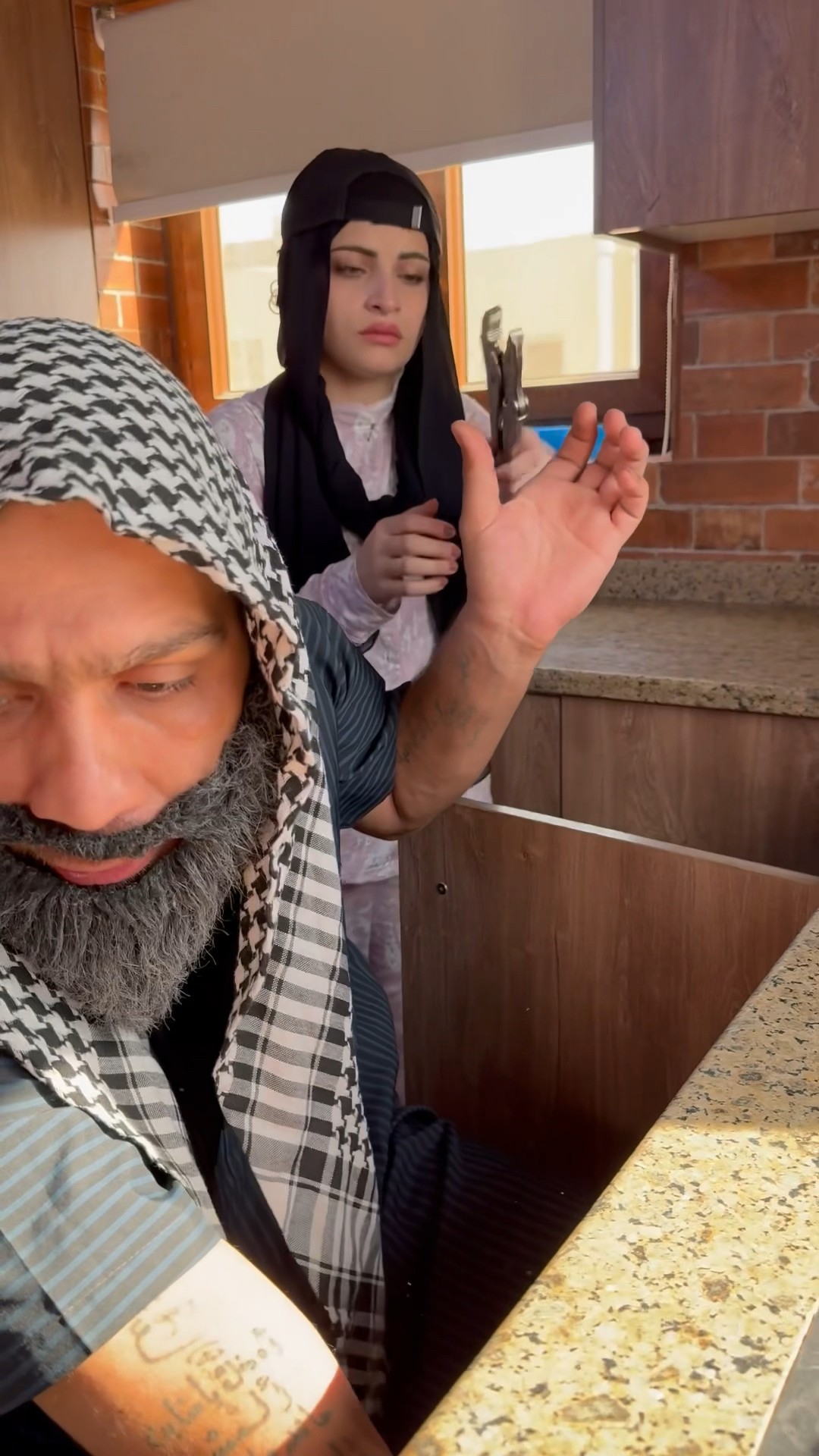 البنت الغبية والاب ?? ام سيف ونانو