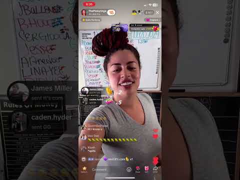 part 2 reacting funny TikTok stream ThePinkyUrge she make u laugh so