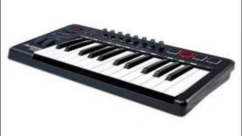 Alesis QX25 25-Key Advanced USBMIDI keyboard Controller