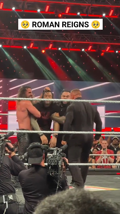 Roman Reigns RESPECT 💔🥺 #RomanReigns #SethRollins #WWERaw #WWE #Shorts