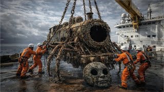 Dia Menemukan Lightning Thomas Exe Terbengkalai Di Dasar Samudera Restorasi Total Choo Choo Charles.