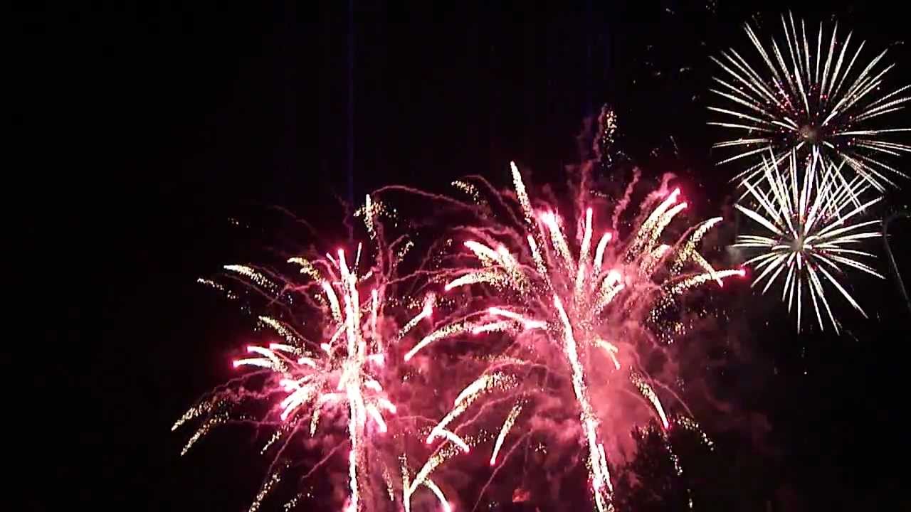 Fuochi Danzanti A Festareggio YouTube