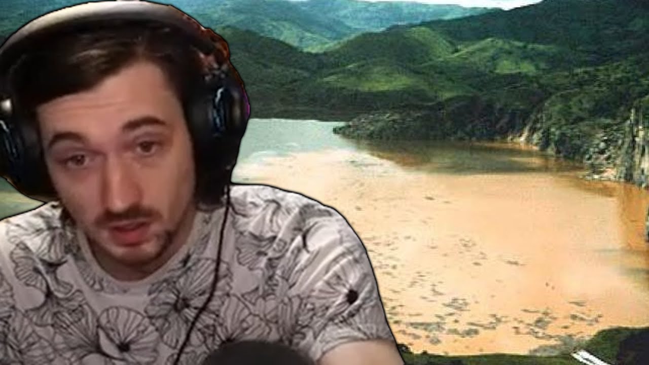 Bionicpig reacts to ENTIRE VILLAGE dropped DEAD overnight