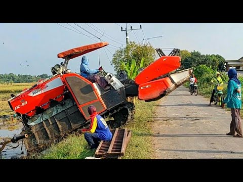 Video Rice harvester machine working in mud paddy | Amazing... - youtube
