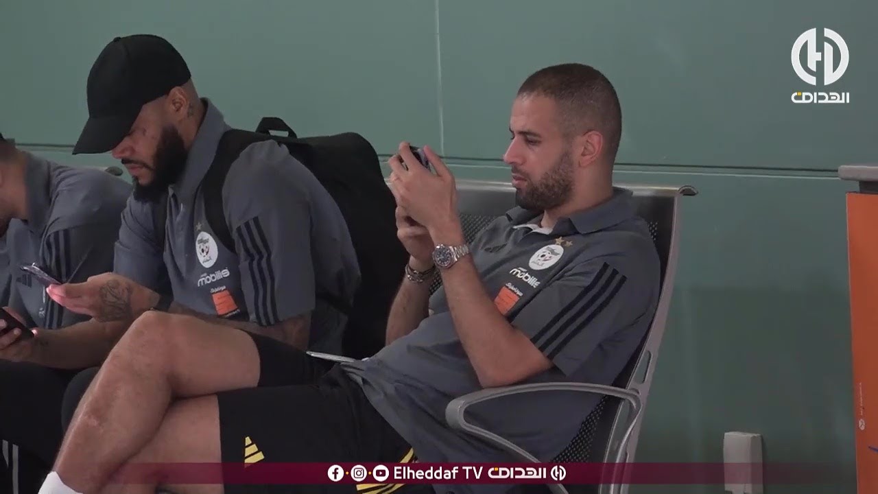 شاهد.. كواليس وصول بعثة المنتخب الوطني إلى العاصمة الطوغولية لومي