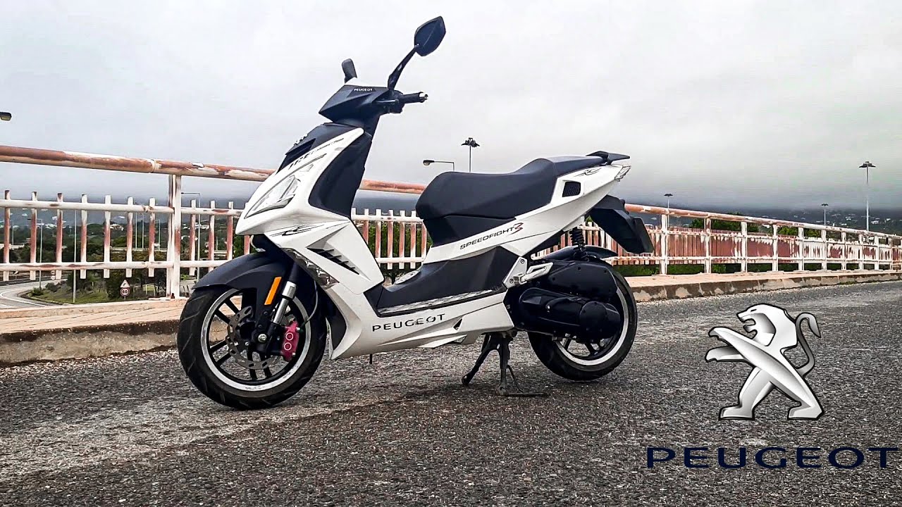 Motorrad Vergleich Peugeot Speedfight 3 50 2T AC 2015 vs. Peugeot