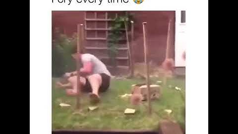 Guy tries to catch rabbit (hilarious)