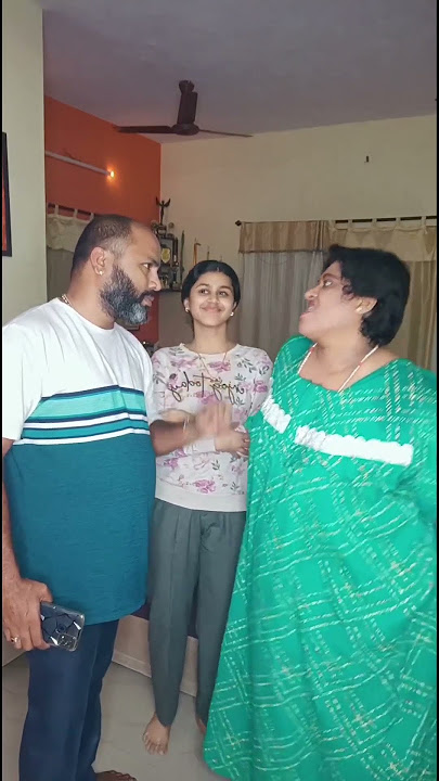 பாவம் கௌசிக் குறுக்க வந்துட்டார் 🫣🤣#youtubeshorts #trending #comedy #family #funny