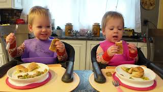 Twins try sausage and peppers