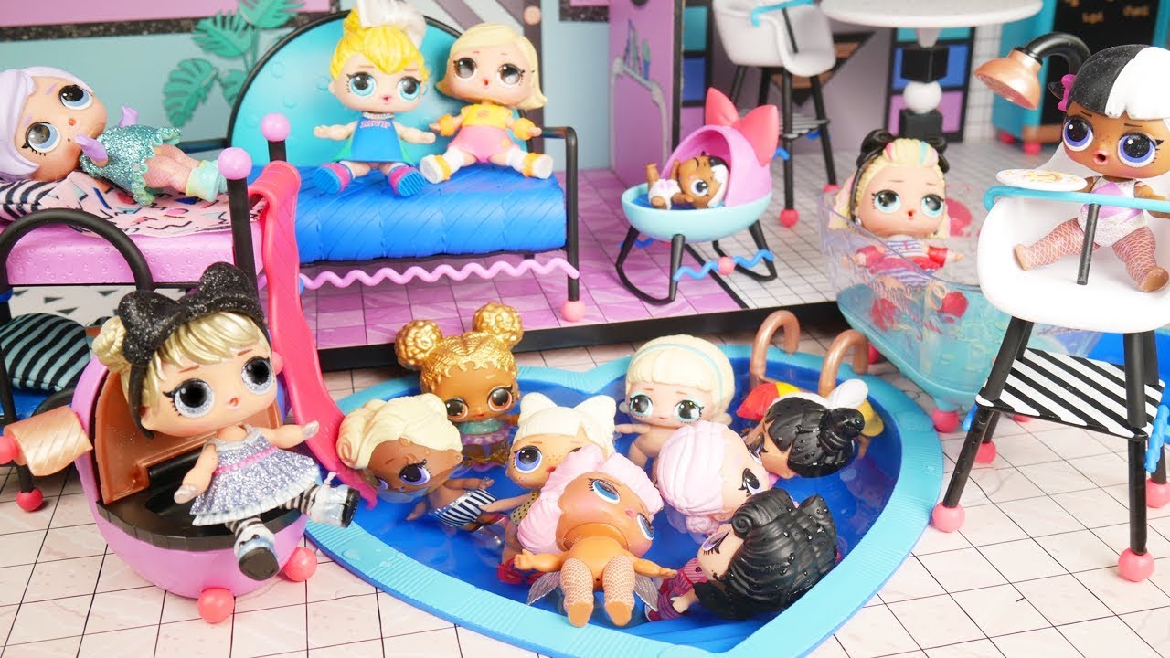 LOL Surprise Dolls new Big Doll Dream House with Unicorn Family - YouTube