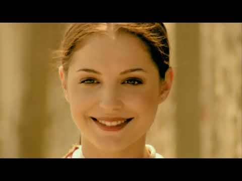 Mahsun Kırmızıgül - Göçmen Kızı (düet: Gülay) (Tam Ekran HD|Stereo) (2002, Popüler Müzik)