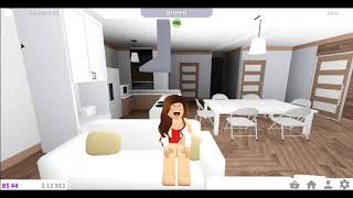 what is coming out to the bloxburg christmas update 2020