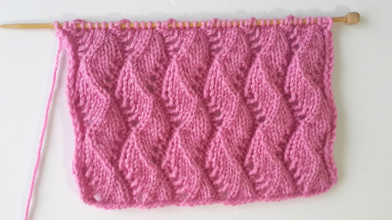 Модель жилета с волнистой вязкой | Модели женских жилетов | Модели жилетов для приданого