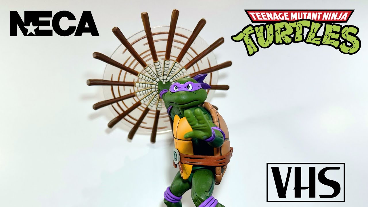 Teenage Mutant Ninja Turtles - NECA - Universal Monsters Donatello as The Invisible Man