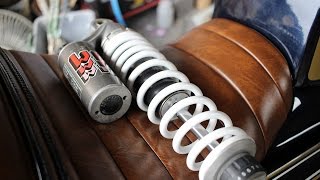 ゼファーのリアサス交換