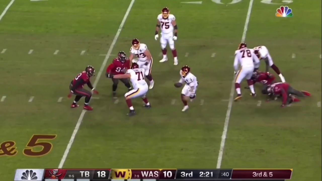 Taylor Heinicke diving touchdown