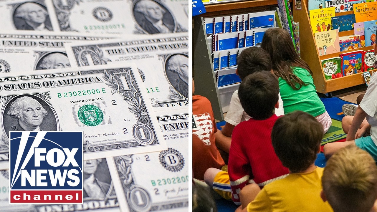 ⁣MONEY BASICS: Teens teach kids financial literacy