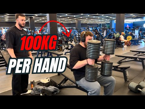 Dumbbell press craziness with Leo Carne (100kg per hand)