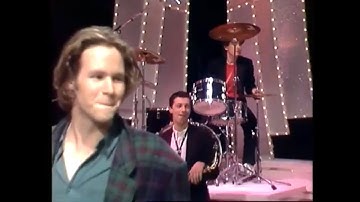 Love Don’t Work This Way - Hothouse Flowers, 1987