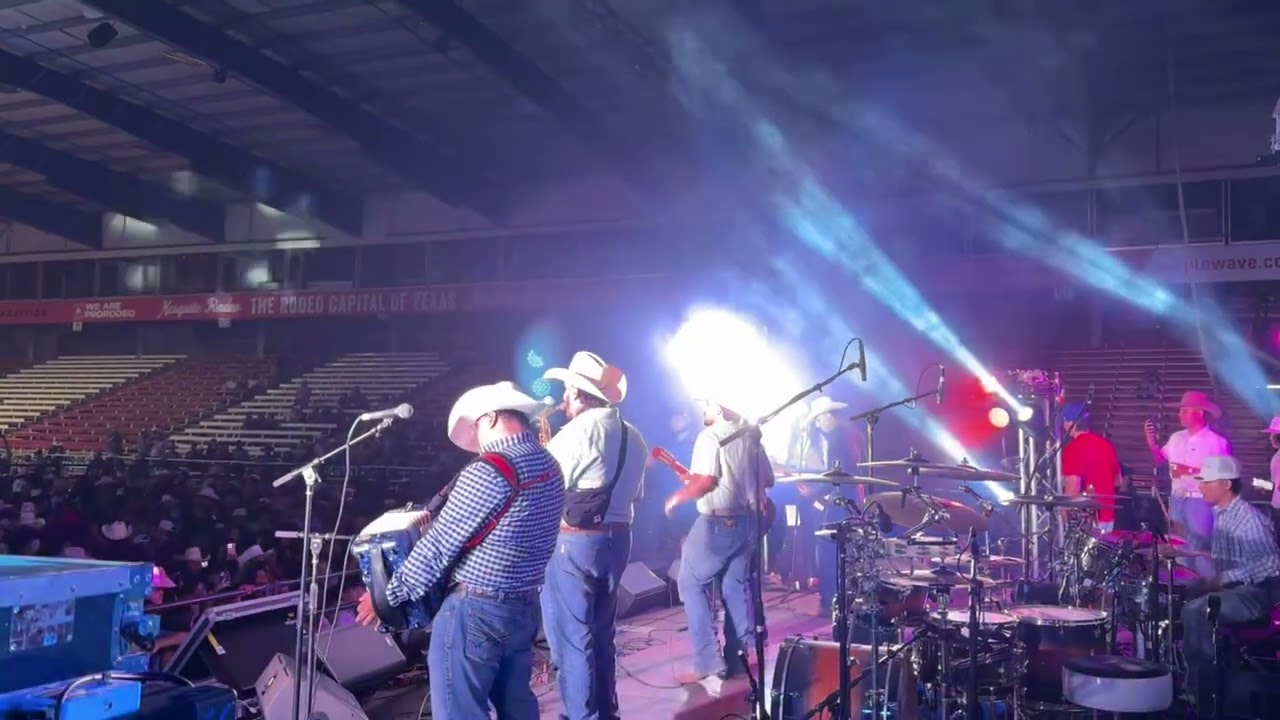 Senderos del Norte en vivo Tocando Huapangos🔥