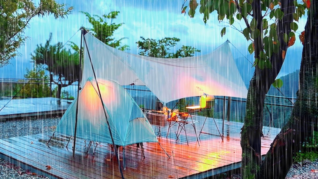 Экстремальный кемпинг под ливнем 🌧️ Снято на iPhone 17 Pro | Соло палатка и ASMR дождя