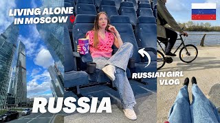 Ordinary Life in Russia 🇷🇺 Nightlife in Moscow, Russian gym + Soviet mail shop! Vlog