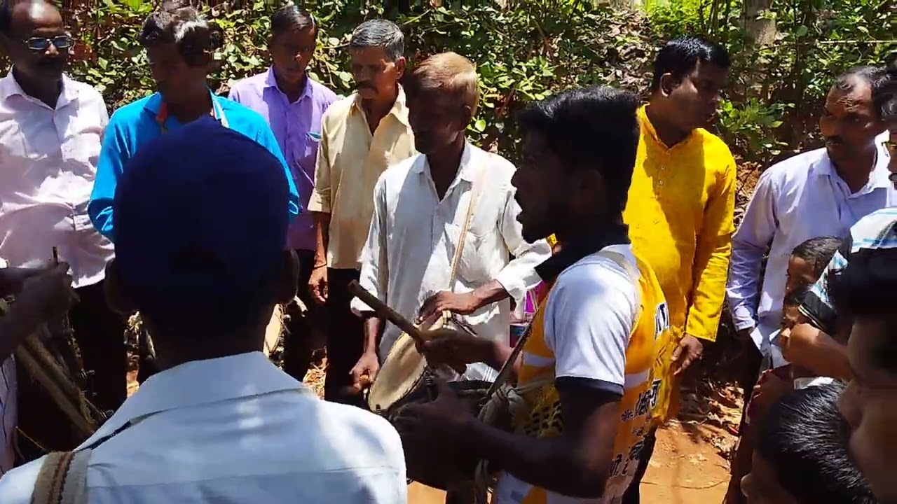 कोकणातील लग्नातील ढोल ताशा  जुगलबंदी