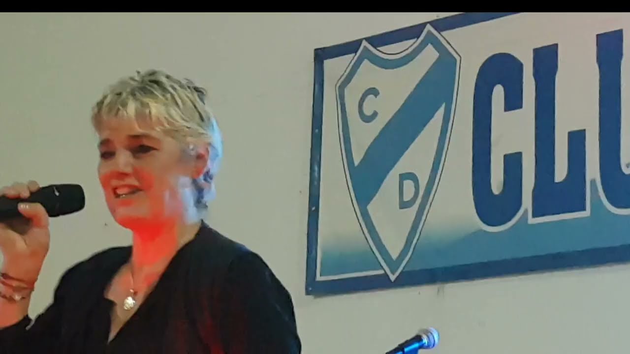 Popurri de Daniela Show en el Club Darregueira - 7 de Mayo del 2022