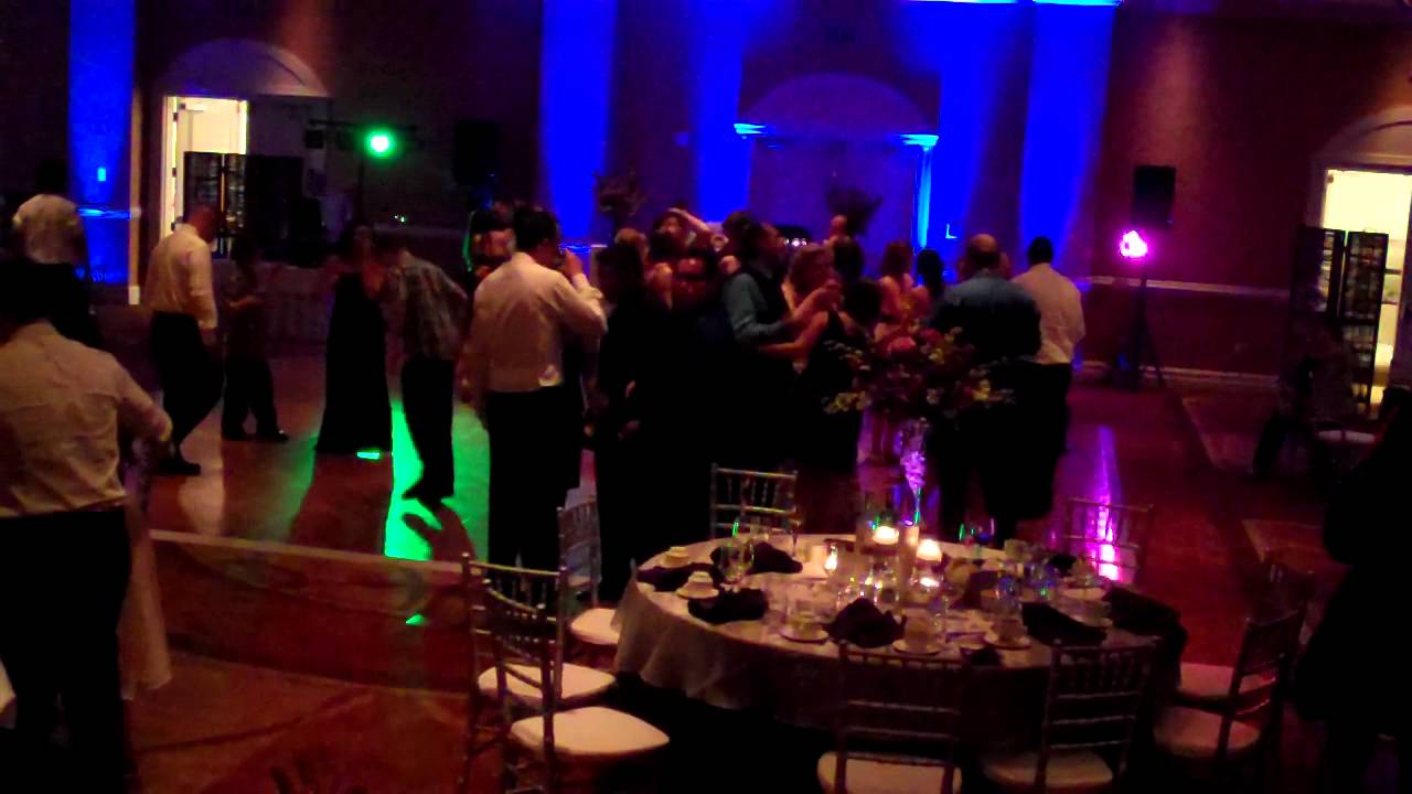 DJ Sean Lee mixing Hip Hop at a Wedding-Masters of Ceremony.MP4