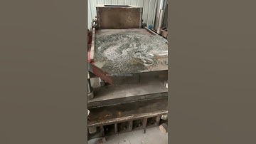 metal chips press machine. Aluminum powder briquette machine.  #hydraulicpressmachine