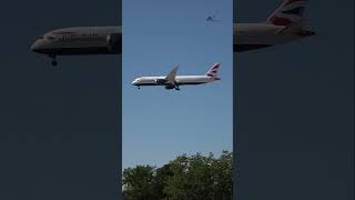 Massive B787 Final Approach LAS #aviation #landing #shorts #plane Massive B787 Final Approach LAS #aviation #landing #shorts #plane