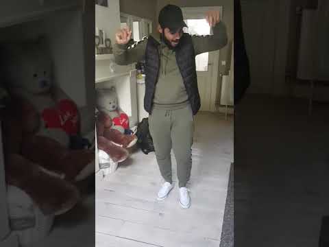Tiki taka pe stil batraneste !!! 😂😂😎😎👑👑❤❤