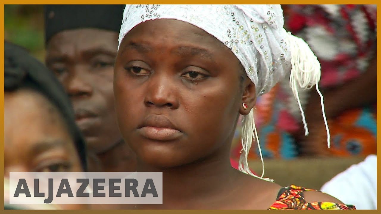 🇸🇱 سيراليون تُحيي الذكرى السنوية الأولى للانهيار الطيني المدمر | الجزيرة الإنجليزية