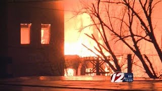 Famous Crews battle 6-alarm blaze in Lincoln Net Worth