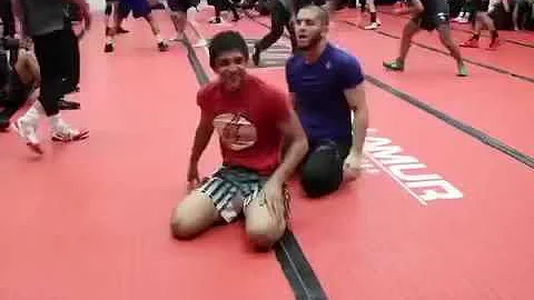 Islam Makhachev pulls off the Russian Tie Snap on @chasesaldate but he learns the move and pulls it