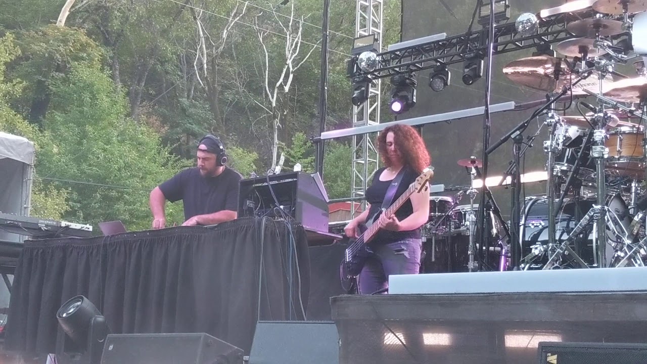 Alana Rocklin +  Sub-ID @ Wave Spell Festival 2019